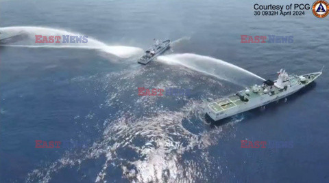 Okręt filipińskiej straży przybrzeżnej zaatakowany przez chińskie jednostki