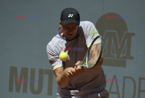 Hubert Hurkacz odpadł w ćwierćfinale turnieju w Madrycie