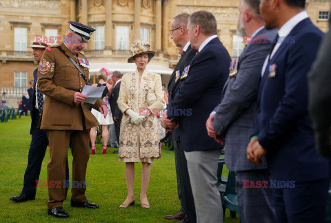 Księżniczka Anna podczas corocznego przyjęcia w ogrodzie pałacu Buckingham