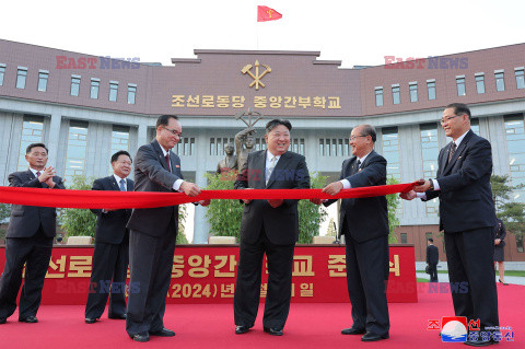 Kim Dzong Un otwiera Centralną Szkołę Szkolenia Kadr