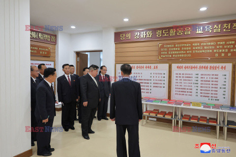 Kim Dzong Un otwiera Centralną Szkołę Szkolenia Kadr