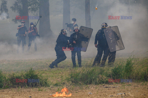 Protest przeciwko projektowi autostrady A69 we Francji