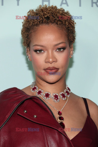 Impreza Rihanna x Fenty Hair