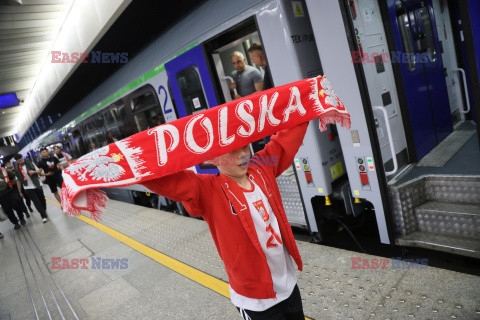 Pociąg z kibicami z Warszawy do Hamburga