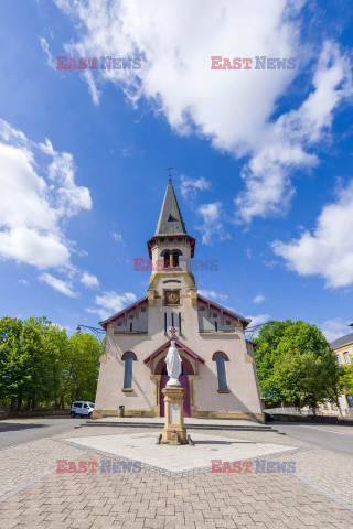 Kościół Notre-Dame-de-Franchepre został zdesakralizowany i wystawiony na sprzedaż