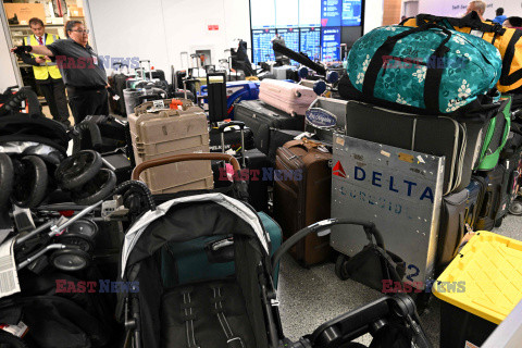 Bagaże linii Delta Airlines czekają na swoich właścicieli