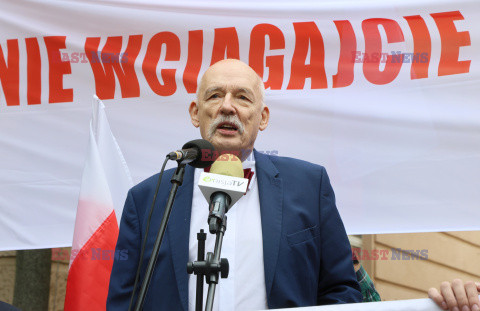 Demonstracja Konfederacji Korony Polskiej przed Sejmem