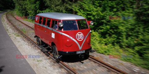 Szynowy Volkswagen Bulli z 1955 roku