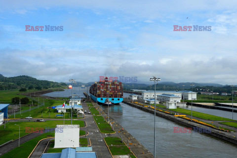 Transport przez Kanał Panamski - AFP