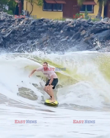 Surfer, który przeżył dwa ataki rekina