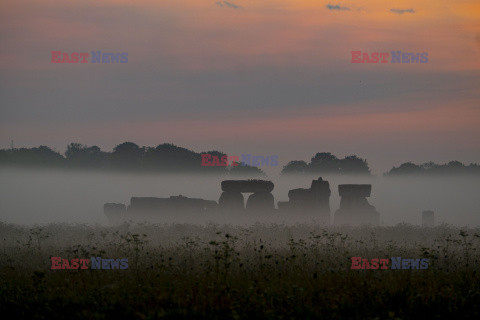 Mgła nad Stonehenge