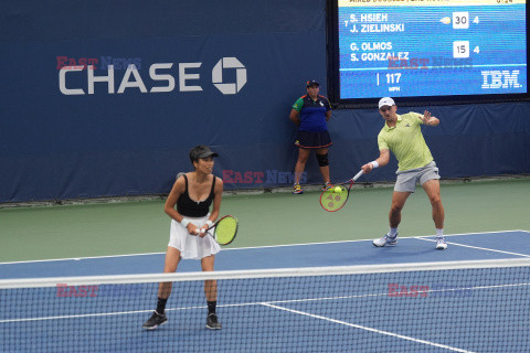 Zieliński i Hsieh awansowali do ćwierćfinału gry mieszanej US Open