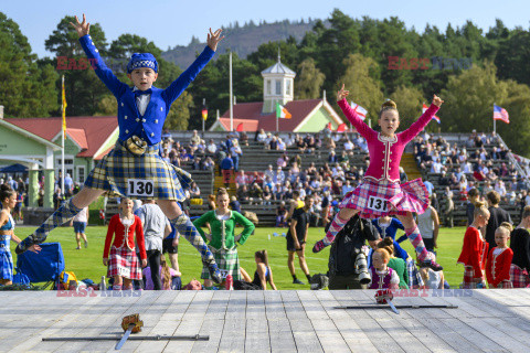 Król Karol III z małżonką na Highlands Games w Braemar