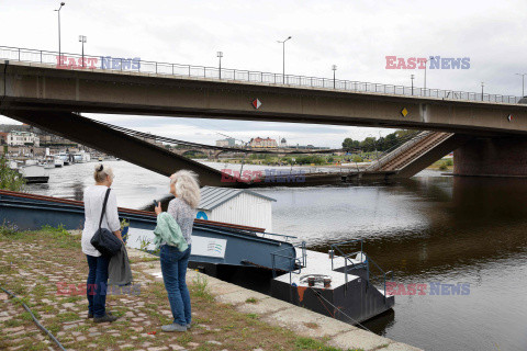 Zawaliła się część mostu w centrum Drezna