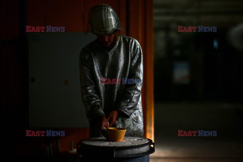 Produkcja nowych naczyń liturgicznych dla katedry Notre-Dame - AFP