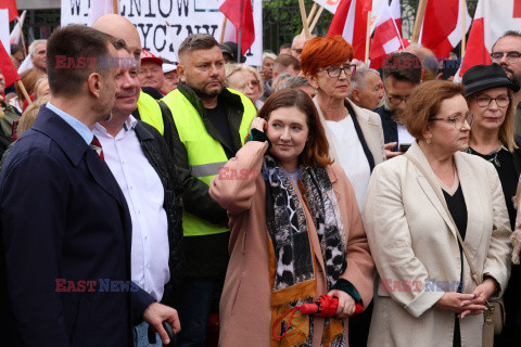 Protest PiS przed Ministerstwem Sprawiedliwości