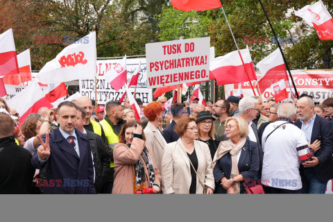 Protest PiS przed Ministerstwem Sprawiedliwości