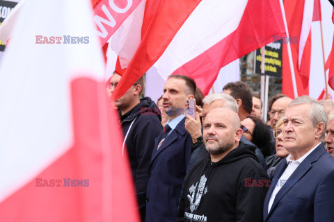 Protest PiS przed Ministerstwem Sprawiedliwości