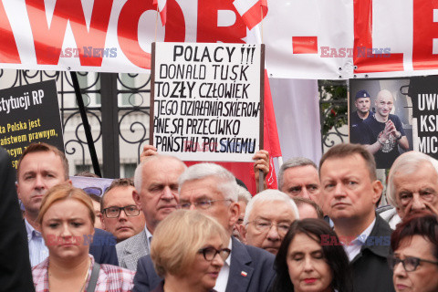 Protest PiS przed Ministerstwem Sprawiedliwości