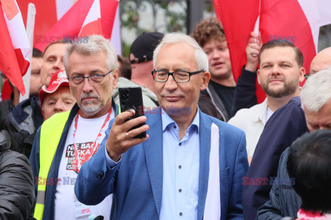 Protest PiS przed Ministerstwem Sprawiedliwości