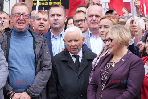 Protest PiS przed Ministerstwem Sprawiedliwości