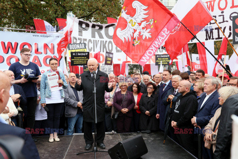 Protest PiS przed Ministerstwem Sprawiedliwości