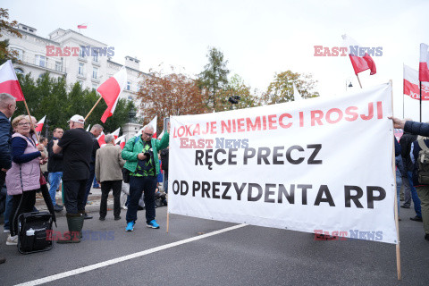 Protest PiS przed Ministerstwem Sprawiedliwości