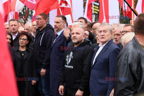 Protest PiS przed Ministerstwem Sprawiedliwości