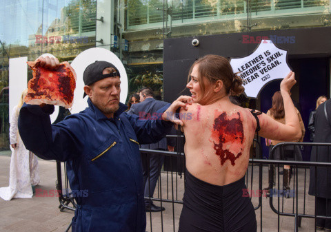 Protest PETA podczas tygodnia mody w Londynie