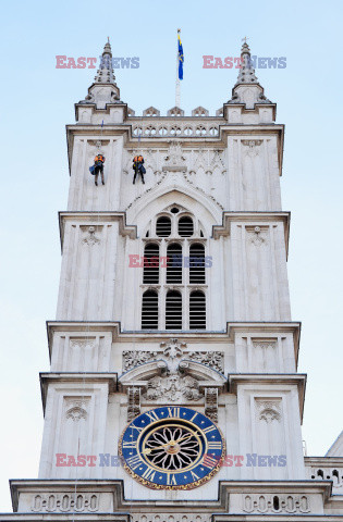 Przegląd zegara na Katedrze Westminsterskiej