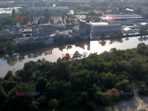 Fala kulminacyjna przechodzi przez Oławę