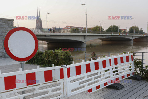 Wrocław szykuje się na przyjęcie fali powodziowej