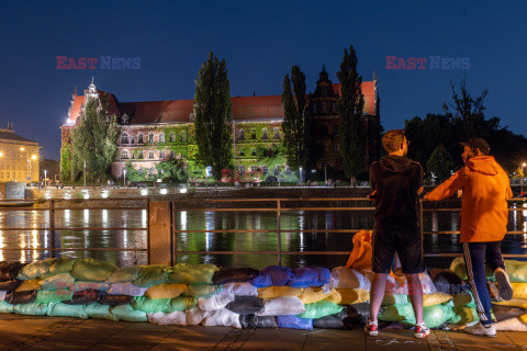 Wrocław szykuje się na przyjęcie fali powodziowej