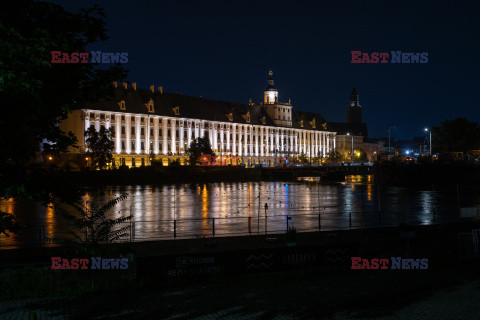 Wrocław szykuje się na przyjęcie fali powodziowej