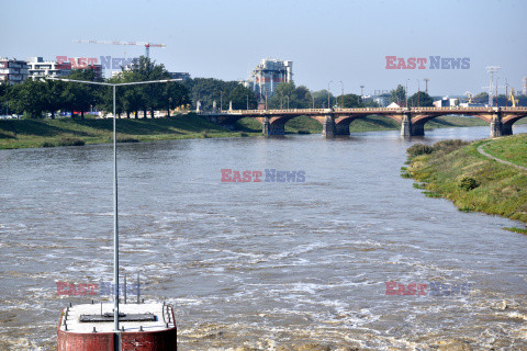 Wrocław szykuje się na przyjęcie fali powodziowej