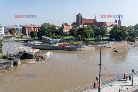 Wrocław szykuje się na przyjęcie fali powodziowej