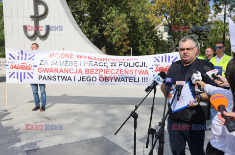 Briefing policyjnej Solidarności przed Sejmem