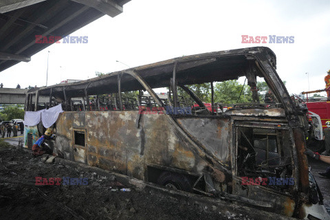 Pożar autobusu z uczniami i nauczycielami w Bangkoku