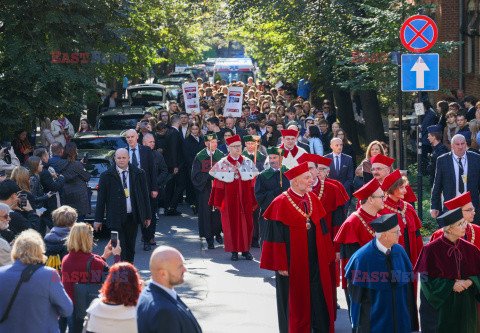 Uczelnie inaugurują nowy rok akademicki