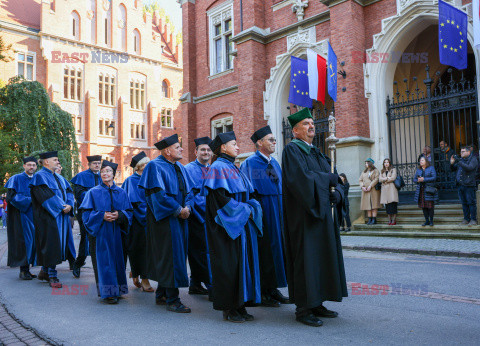 Uczelnie inaugurują nowy rok akademicki