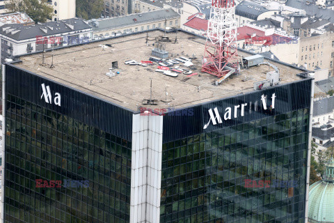 Demontaż napisu Marriott