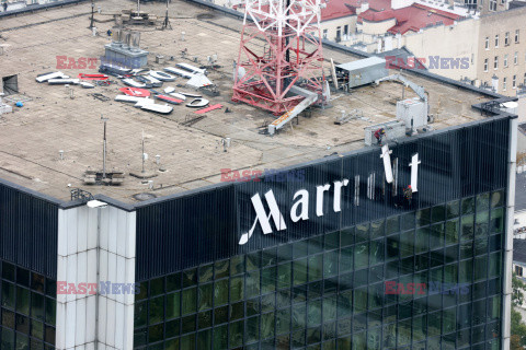 Demontaż napisu Marriott