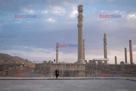 Zwiedzanie ruin Persepolis w Iranie