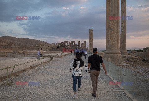 Zwiedzanie ruin Persepolis w Iranie