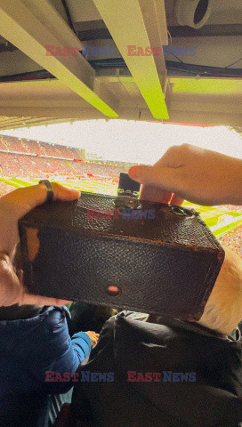 Fotografuje stadiony za pomocą 130-letniego aparatu