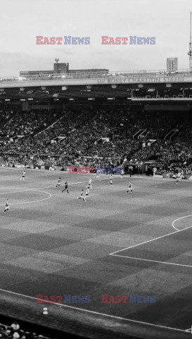 Fotografuje stadiony za pomocą 130-letniego aparatu