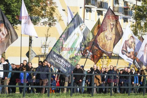 Procesja różańcowa Wojowników Maryi w Olsztynie