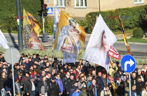 Procesja różańcowa Wojowników Maryi w Olsztynie