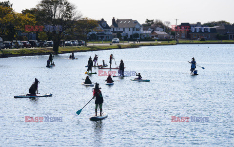 Halloweenowy spływ na Spring Lake w New Jersey