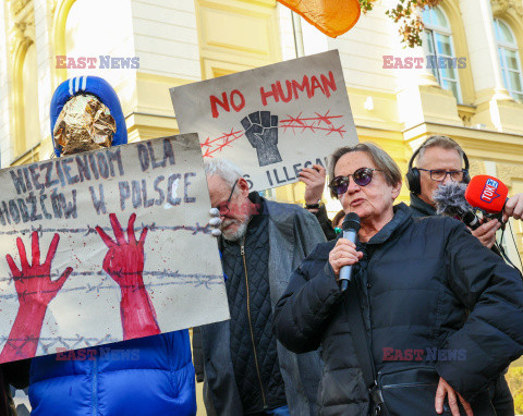 Azyl, prawo, konstytucja! - protest przed KPRM